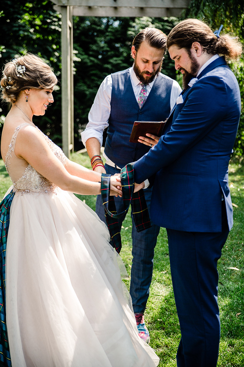 3 Easy Ways to Tie a Handfasting Cord - Choosing a Simple Knot