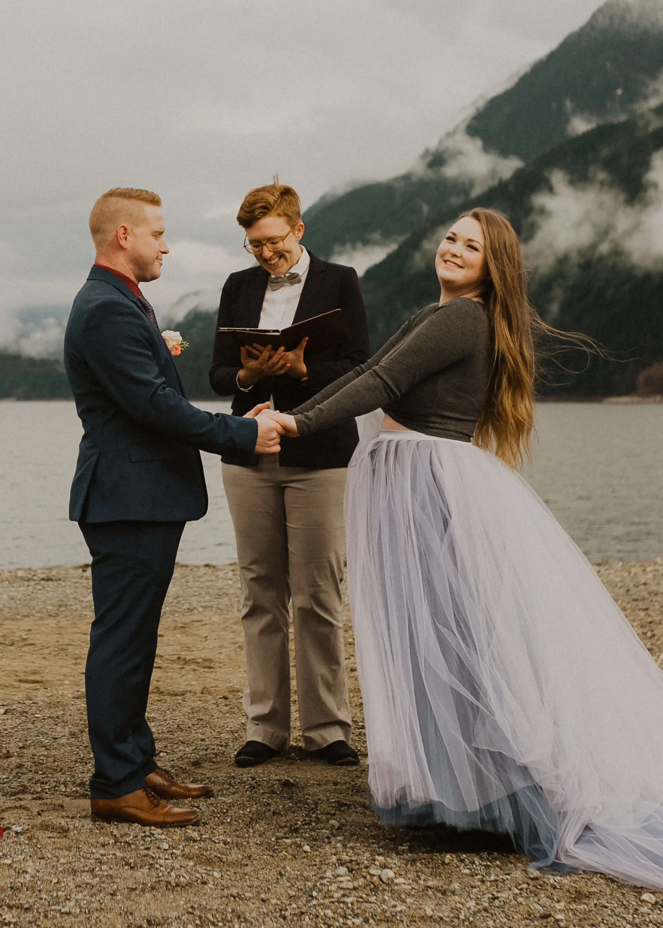 Officiant Beth conducting an elopement at Golden Ears for Jackie and Eli