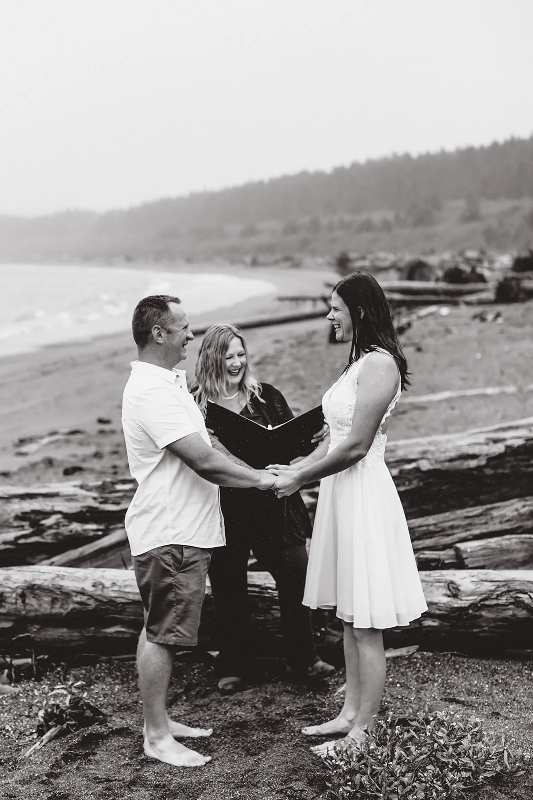 Young Hip & Married beach elopement in Victoria with Officiant Melinda