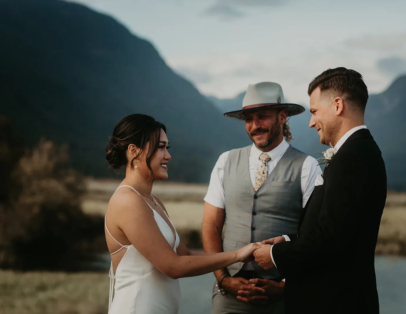 timeline for planning a wedding ceremony, young hip and married vancouver elopement