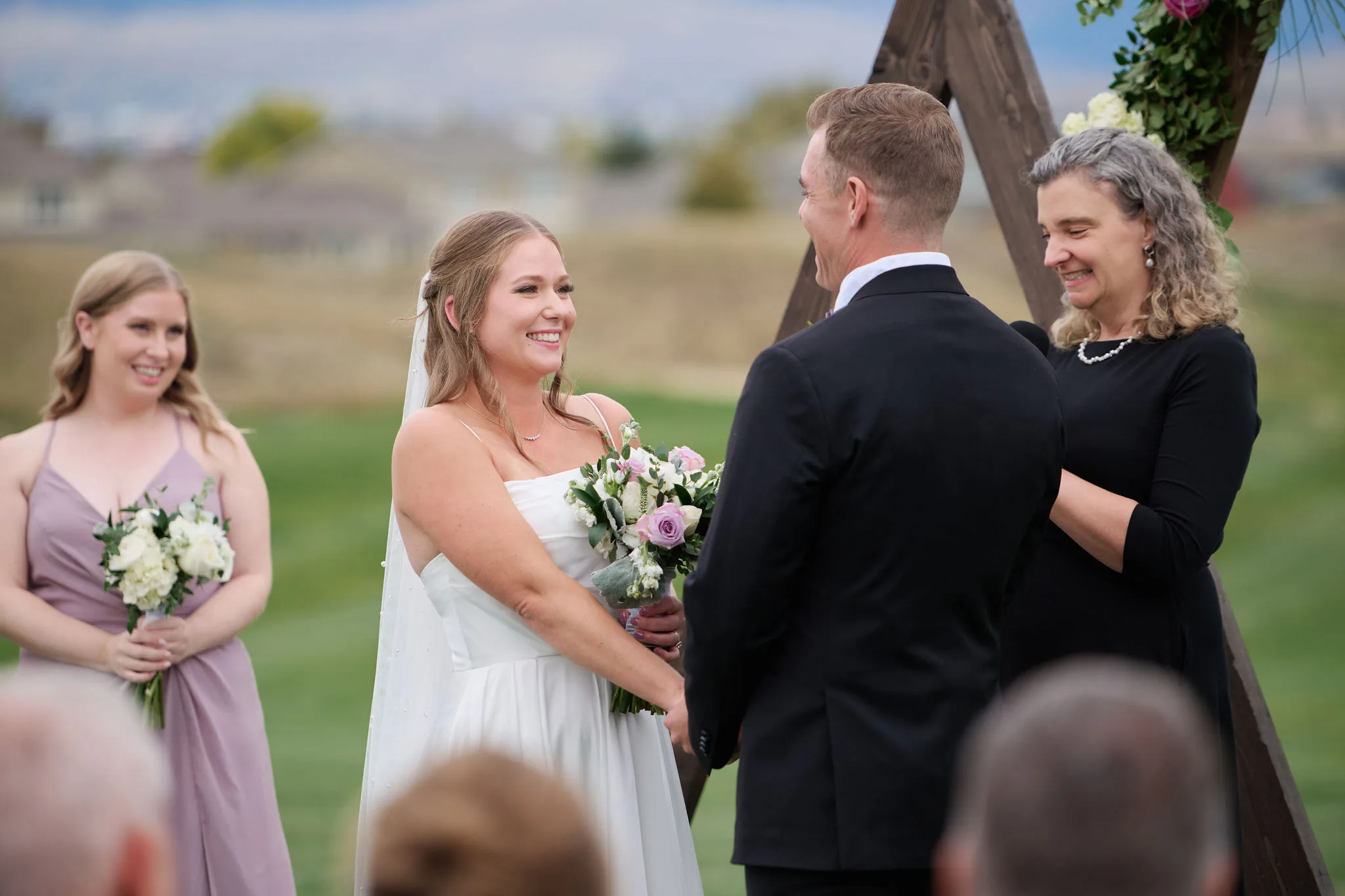 Missoula wedding ceremony with Officiant Courtney of Young Hip & Married